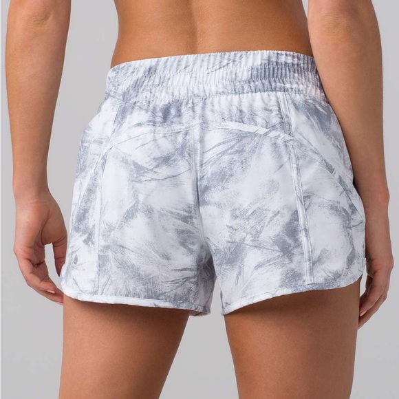 Lululemon shorts - Picture 2 of 8